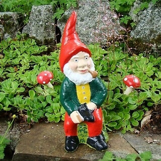 Garden gnome emitt shoe - gnome,