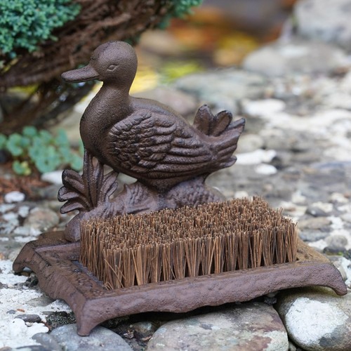Cast iron duck boot brush - iron,